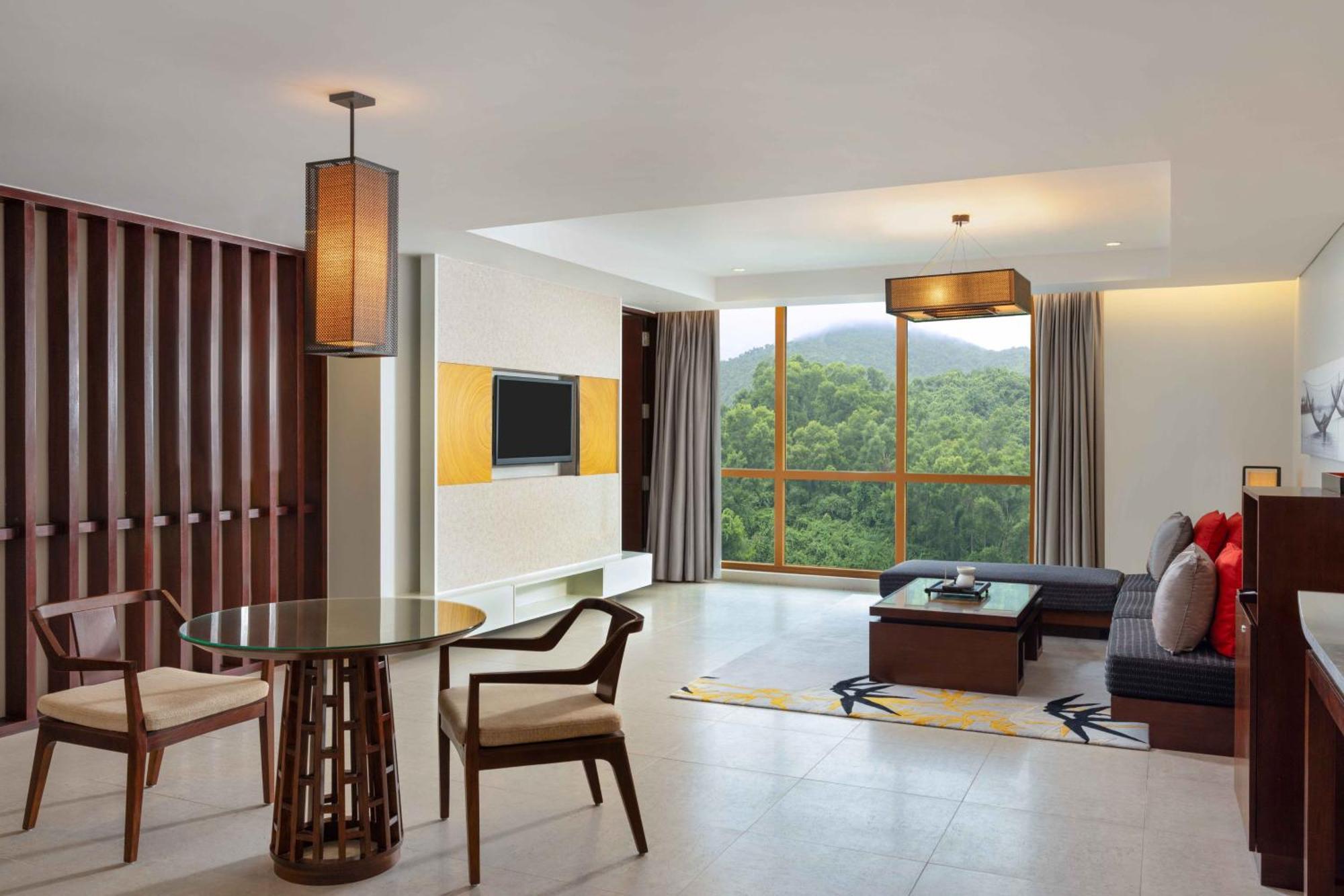 Angsana 5* Lang Co